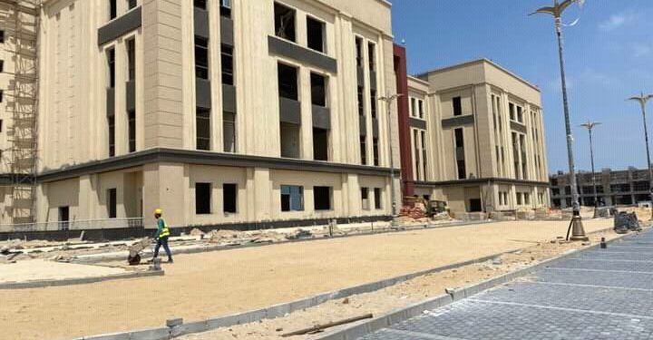 وزير التعليم العالي يعلن بدء الدراسة في جامعة المنصورة الجديدة أكتوبر 2021