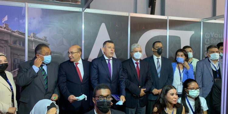 خلال افتتاحه الملتقى الدولي التاسع للتعليم.. نائب وزير التعليم العالي: معارض التعليم نافذة الطلاب على برامج الجامعات