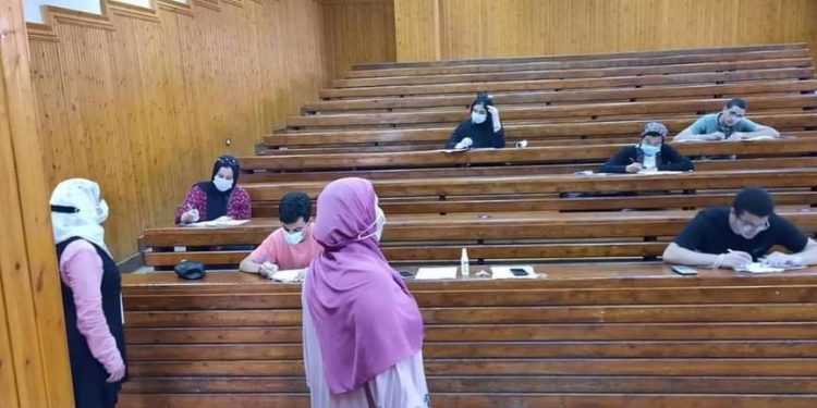 التعليم العالي: 170 الف طالب يسجلون في اختبارات القدرات 