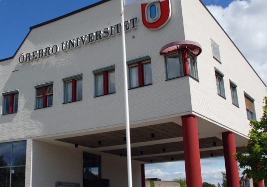 منح الجامعات 2021.. جامعة أوريبرو تقدم منحة لطلاب الدكتوراه في السويد