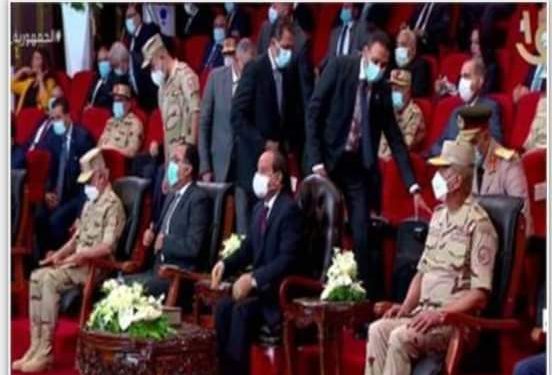 «السيسي» عن الوجبات المدرسية: ثمن الواحدة من 5 إلى 7 جنيهات