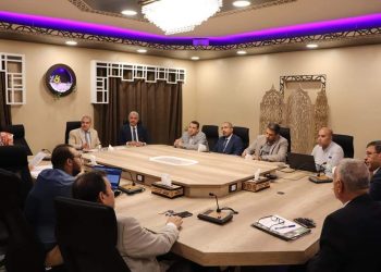 رئيس جامعة الأزهر يتابع الاستعدادات للمشاركة في مسابقة جامعة خضراء