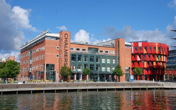 تنتهي قريبا.. جامعة تشالمرز تقدم منحة في السويد لطلاب الدكتوراه