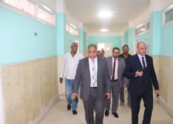 نائب رئيس جامعة الأزهر يتفقد المدينة الجامعية والإدارة الطبية للوقوف على جاهزيتهما لاختبار القدرات