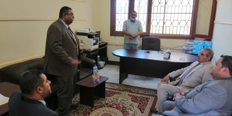 رئيس جامعة الأزهر يتفقد فصول الدراسات الإسلامية والعربية بمحافظة الفيوم