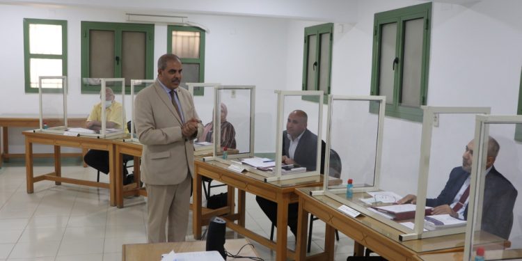 رئيس جامعة الأزهر يتابع الدورة التدريبية الثامنة حول التخطيط الإستراتيجي