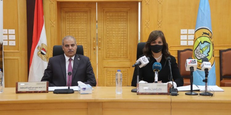 رئيس جامعة الأزهر يتعهد بتقديم الدعم للمبادرة الرئاسية (قوارب النجاة)