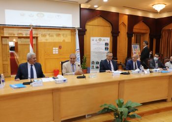 جامعة الأزهر تؤكد دعمها لجميع المبادرات الرئاسية " حياة كريمة"