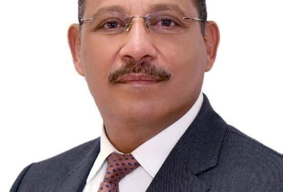 رئيس جامعة الأزهر يهنئ عبد الشافي بتجديد ثقة رئيس الجمهورية رئيسًا لهيئة الرقابة الإدارية