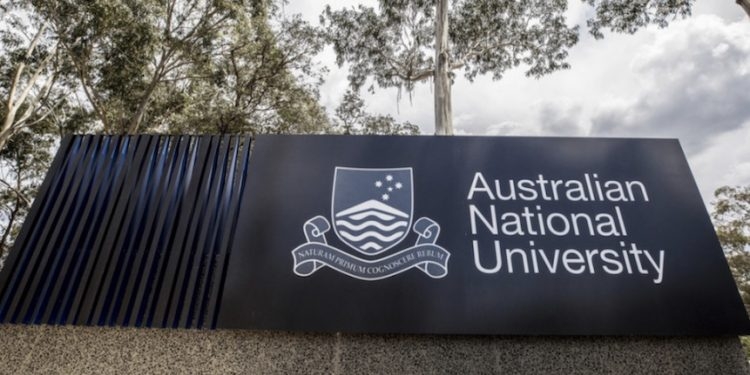 تنتهي قريبا.. الجامعة الوطنية الأسترالية تقدم منحة لطلاب الدراسات العليا