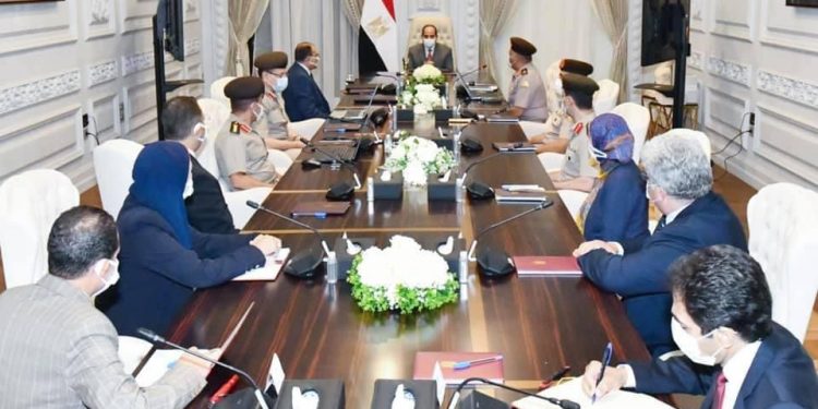 الرئيس السيسي يتابع التطورات الهندسية لساحة الشعب والنصب التذكاري بالعاصمة الادارية الجديدة