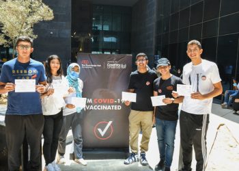 جامعات المعرفة الدولية المستضيفة فرع جامعة كوفنتري أول مؤسسة تعليمية بالعاصمة الجديدة تبدأ تطعيم طلابها ضد كورونا