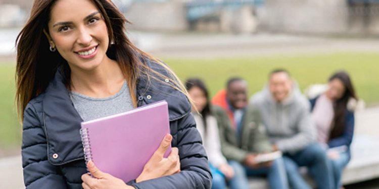 تنسيق الجامعات 2021.. دليل التحويل من "انتساب" إلى "انتظام"