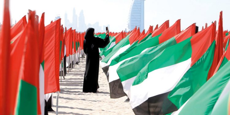 يوم المرأة الإماراتية.. «ابنة الإمارات» شريكة في مسيرة تكلّلت بالإنجازات