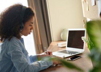 منح الجامعات 2021.. روسيا وبريطانيا يقدمان فرصا دراسية للطلاب