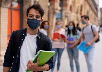 التعليم العالي تعلن خفض الحد الأدنى للتقدم بمنحة الجامعة الأمريكية إلى 85%