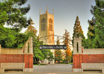منح الجامعات 2021.. جامعة الباسيفيك تقدم فرصة دراسية لطلاب البكالوريوس في أمريكا