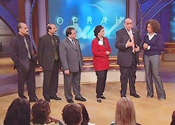 بروفيسور محمد لطفى وفريقه الجراحى مع اوبرا وينفرى