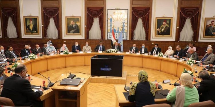 أمهات مصر لمحافظ القاهرة: "شكرا لوقوفك بجانب الطلاب وأولياء الأمور"