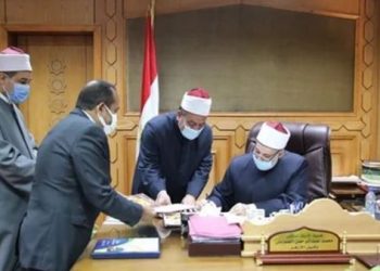 وكيل الأزهر يعتمد نتيجة الدور الثاني لشهادات القراءات