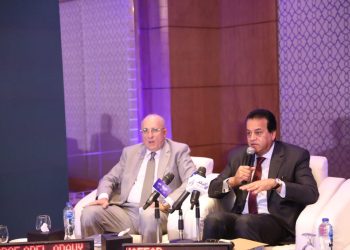 وزير التعليم العالى يفتتح ورشة عمل  تطبيق الدلائل الاسترشادية المصرية لجراحة المسالك البولية