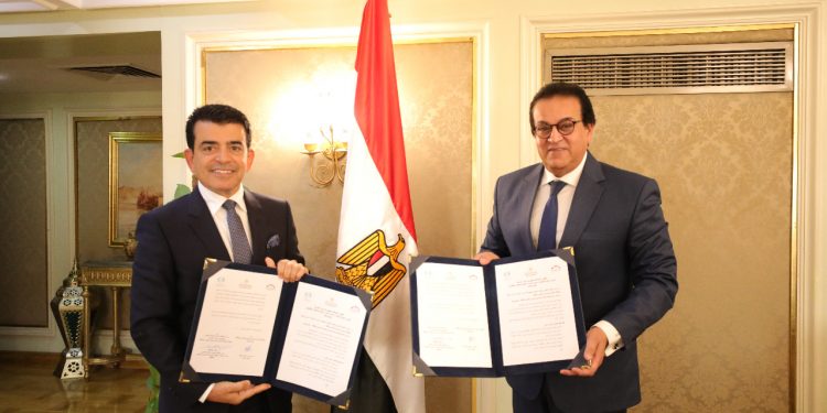 وزير التعليم العالي يستقبل مدير عام منظمة “الايسيسكو” لبحث آليات التعاون