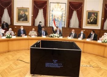 محافظ القاهرة: لن يتم حرمان طالب من الانتظام في الدراسة وسندفع المصروفات لغير القادرين