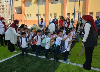 مواعيد العمل بمدارس المرحلة الإعدادية لليوم الكامل والفترتين