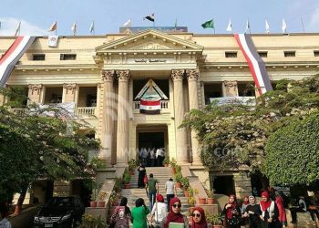 كلية فنونة تطبيقية بنها