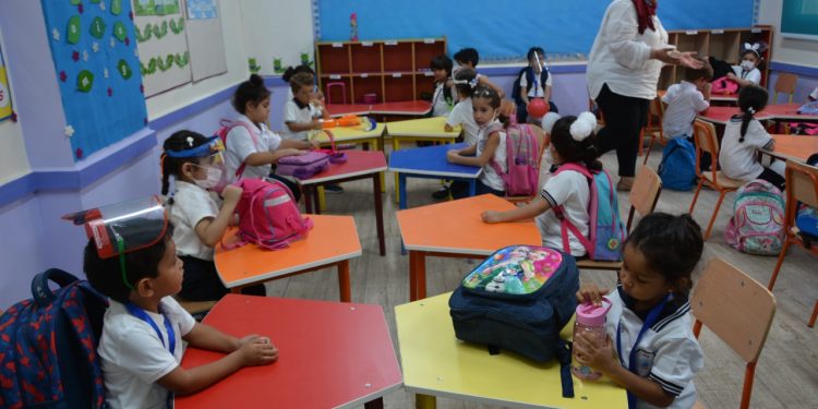 استعدادًا لبدء الدراسة.. 6 تنبيهات لمديري المديريات التعليمية