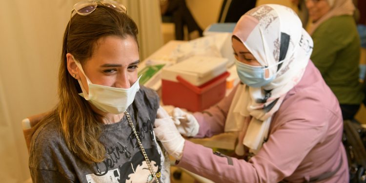 الأحد بدء الدراسة وجها لوجه في الجامعة الأمريكية.. 10 إجراءات احترازية لضمان سلامة الطلاب والعاملين