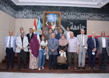 جامعة طنطا تعلن نجاح مبادرة الصلح في واقعة فتاة الفستان بين الفتاة والمراقبين