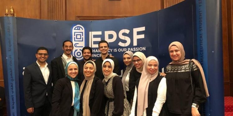 صيدلة الأهرام الكندية تحصد 5 جوائز تفوق على مستوى كليات الجمهورية