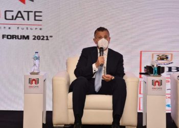 البرامج التخصصية المميزة بنظام الساعات المعتمدة بحاسبات عين شمس