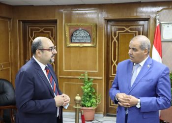  محمد البرعي مدرس الباطنة بطب الأزهر يحصل على جائزة الدولة من أكاديمية البحث العلمي والتكنولوجيا