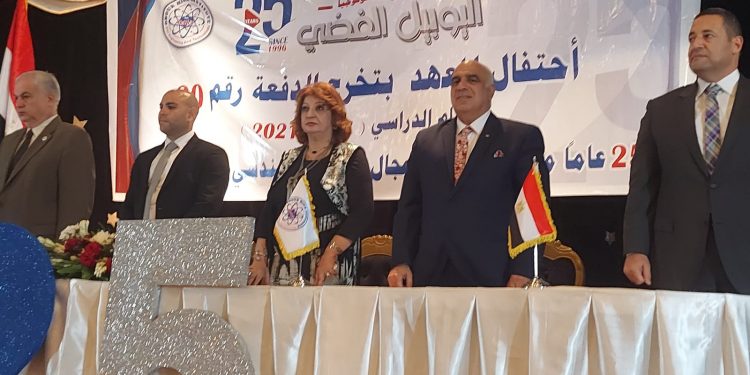 حفل بهيج وفرحة عارمة لتخرج طلاب معهد العبور العالي للهندسة والتكنولوجيا