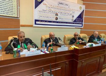 رئيس جامعة الأزهر يناقش رسالة (دكتوراه) في القراءات بكلية القرآن الكريم ويكرم عميدها السابق