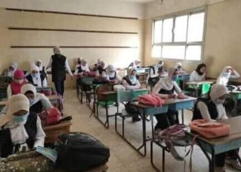 لقطة فى صورة كشفت ان الاجراءات الاحترازية للتصوير فقط