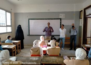 نكشف حقيقة رفع علم فرنسا بأحد مدارس دمياط بدلًا من العلم المصري