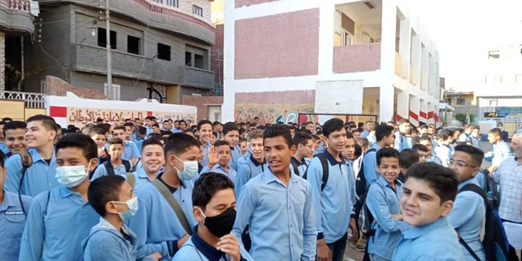 أمهات مصر: المدارس التزمت بالإجراءات الاحترازية ولم نرصد أي سلبيات