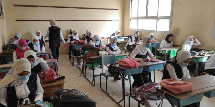 كل درجة بتفرق.. 15 خطوة تضمن بيهم بداية قوية في الثانوية العامة