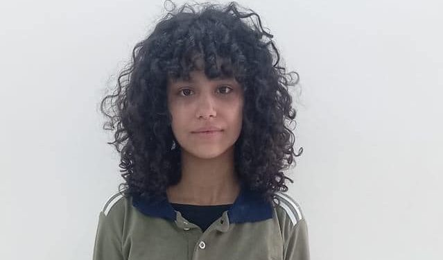 مديرة مدرسة بالعمرانية تطرد طالبة سادسة ابتدائي بسبب شعرها الكيرلي