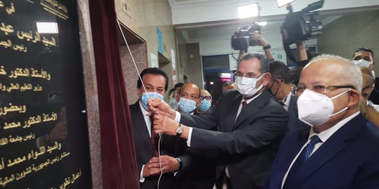 وزير التعليم العالي يشهد افتتاح وحدة صندوق تحيا مصر بمستشفى أبوريش المنيرة