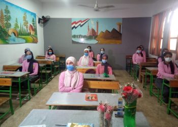 محافظ القاهرة: انتظام العمل 5624 مدرسة بالعاصمة والكمامة إجبارية “صور”