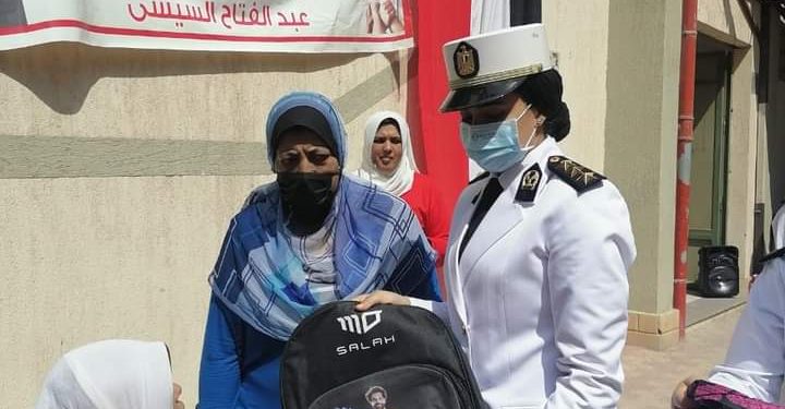 توزيع 150 حقيبة مدرسية على طلاب ذوى الاحتياجات الخاصة في البحيرة