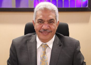 جامعة الأزهر تناشد منسوبيها سرعة التسجيل للحصول على لقاح كورونا