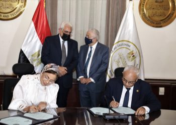 توقيع بروتوكول تعاون مع مؤسسة "التعليم أولاً" لرفع الكفاءة المهنية للمعلمين