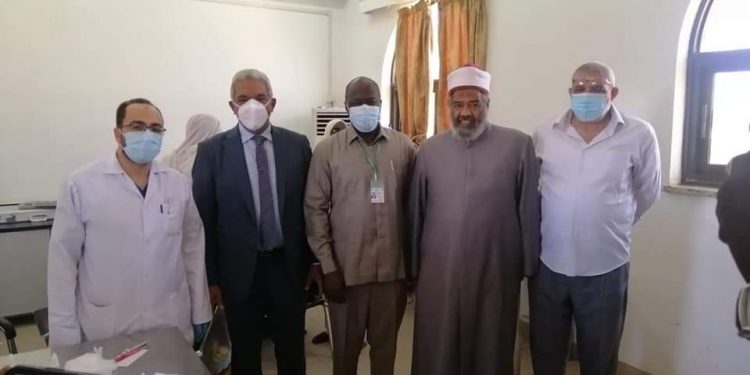 قافلة جامعة الأزهر إلى تشاد تجري الكشف الطبي على 6 آلاف مريض وتجري 400 عملية جراحية