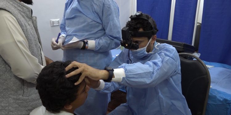 الخشت: جامعة القاهرة تدعم مبادرة “حياة كريمة” بقوافل تنموية شاملة للمناطق الأكثر احتياجًا