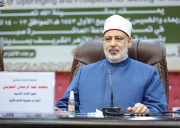 رئيس جامعة الأزهر يهنئ الضويني بتجديد الثقة وكيلًا للأزهر الشريف